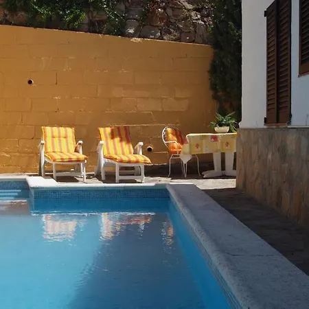 Hébergement de vacances Kerstin Bruns- Casa Evita Amb Piscina *